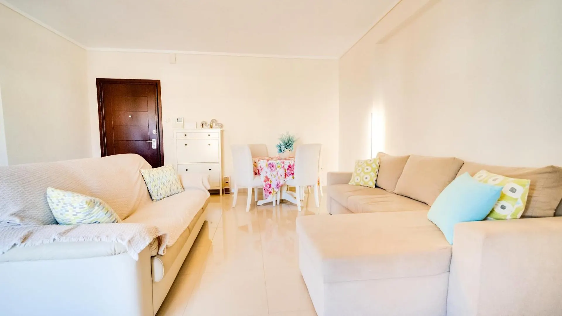 Luxury And Sunny Apartment 250 Mts From The Beach!! Peraia