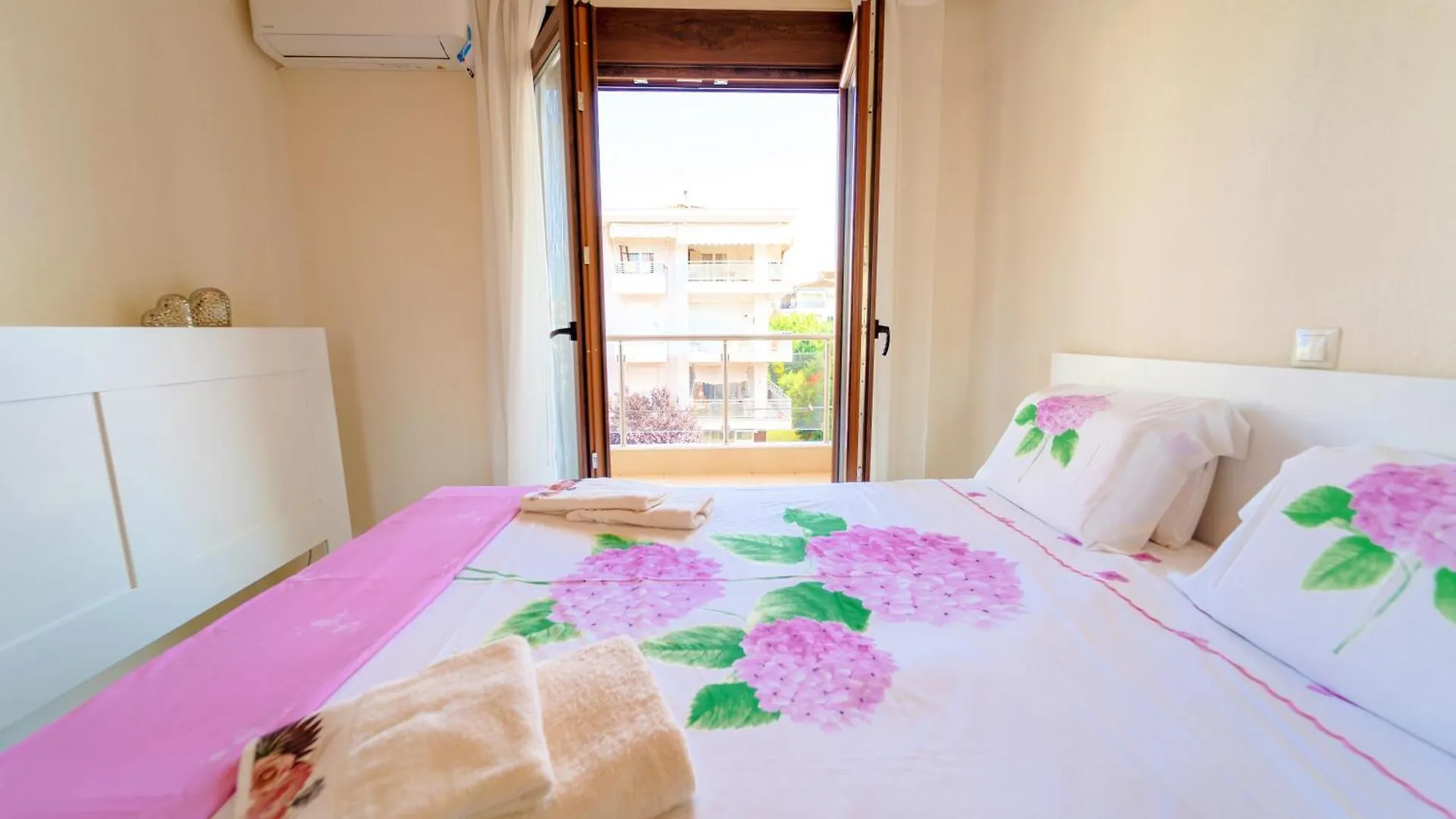 Luxury And Sunny Apartment 250 Mts From The Beach!! Peraia   Peraia (Thessaloniki)