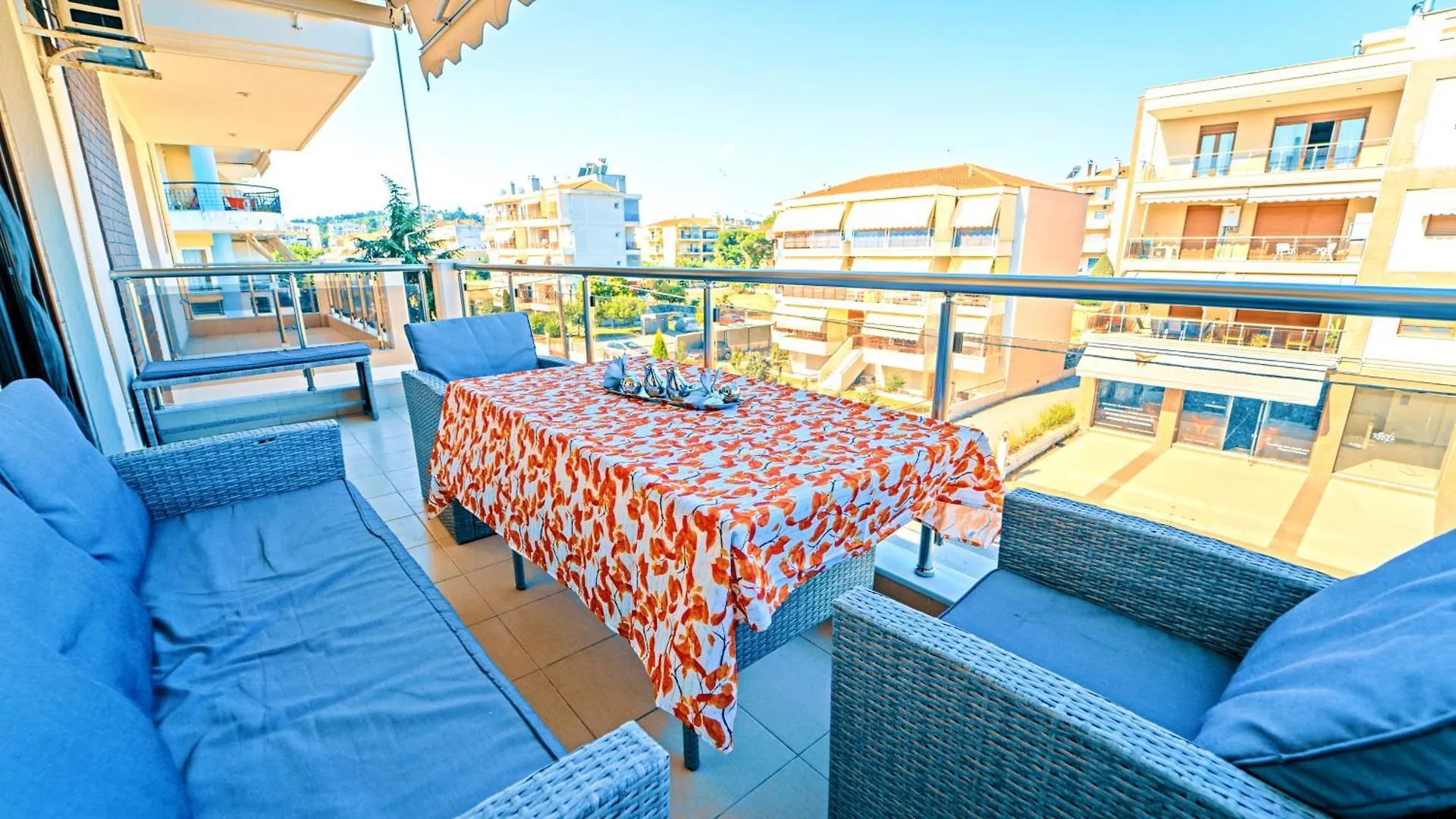Luxury And Sunny Apartment 250 Mts From The Beach!! Peraia